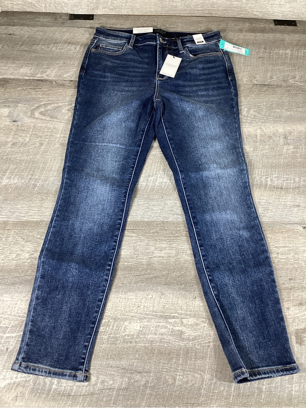 Judy Blue Lottie Thermal Mid Rise Skinny Jeans Women’s Size 10 11/30 NWT